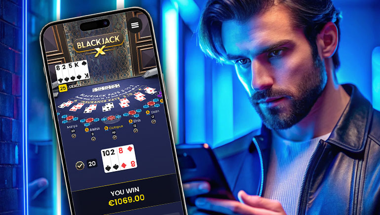 استمتع بإصدارة بلاك جاك المباشرة BlackjackX على هاتفك المحمول